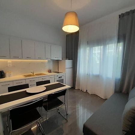 D4 Central Luxury Apartment ヴォロス エクステリア 写真