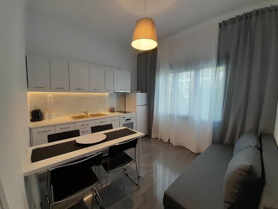 D4 Central Luxury Apartment ヴォロス エクステリア 写真